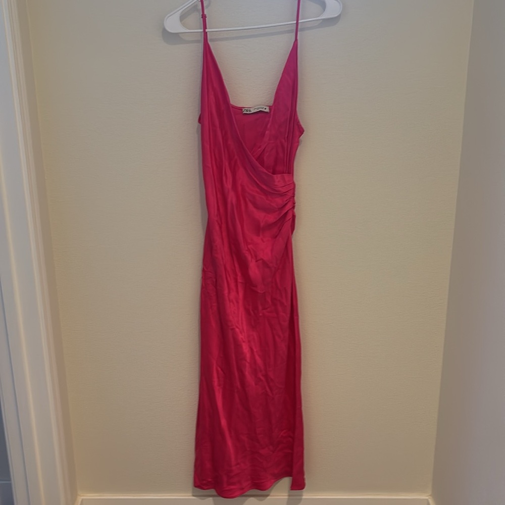 Zara hot pink satin dress - Picture 6 of 8